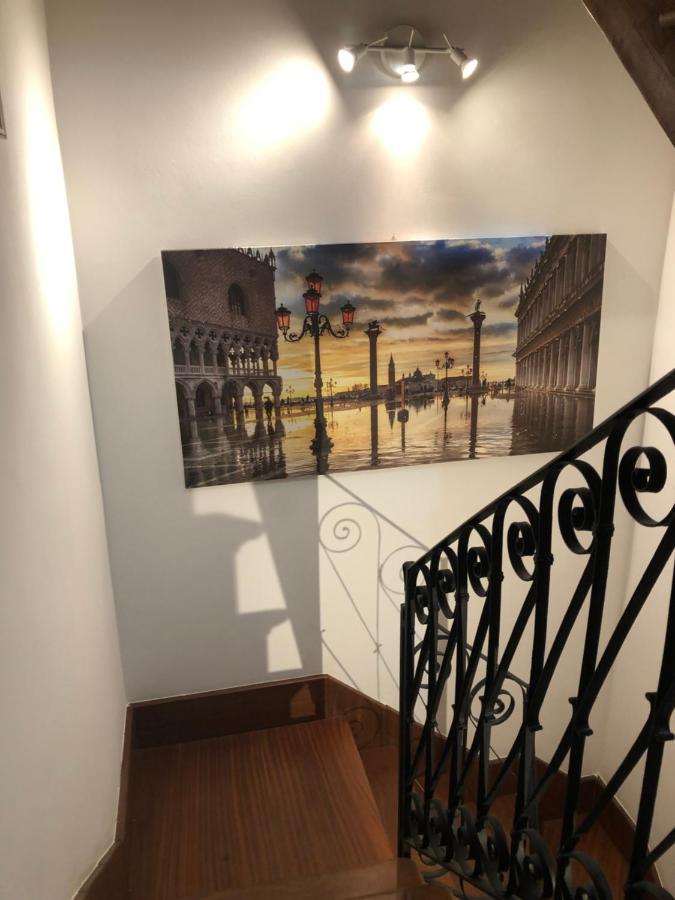 Salamon Guest House Venesia Bagian luar foto