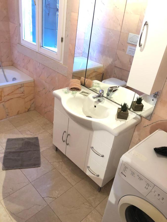 Salamon Guest House Venesia Bagian luar foto
