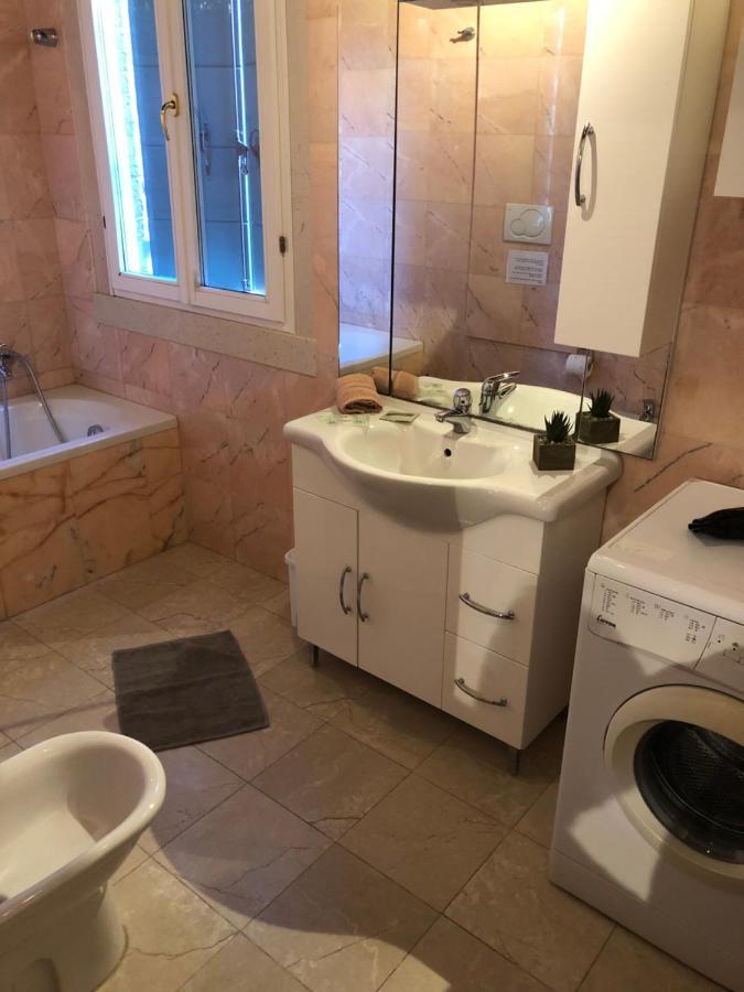 Salamon Guest House Venesia Bagian luar foto