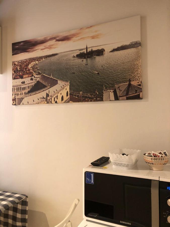 Salamon Guest House Venesia Bagian luar foto